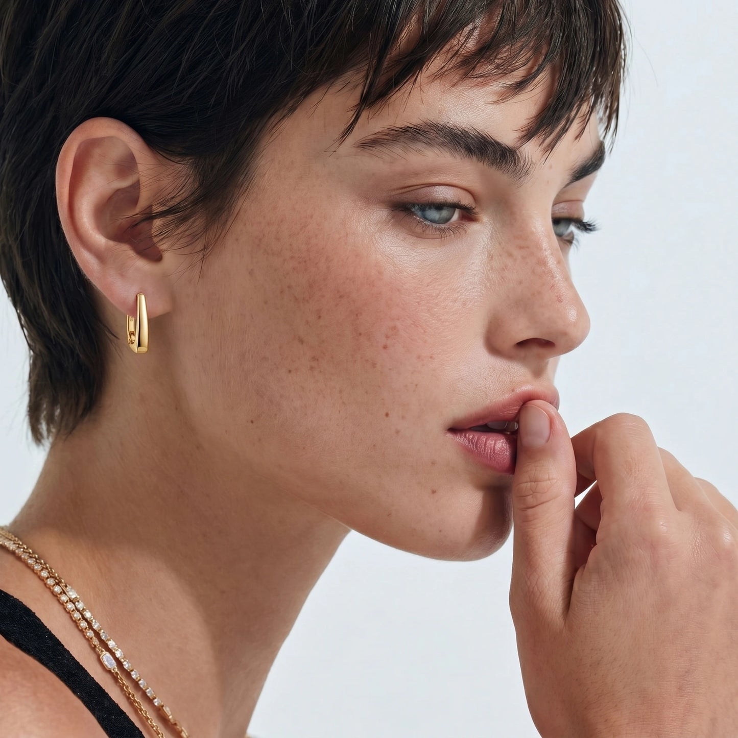 Golden Hour Huggie Earrings | Inseparable Jewelry